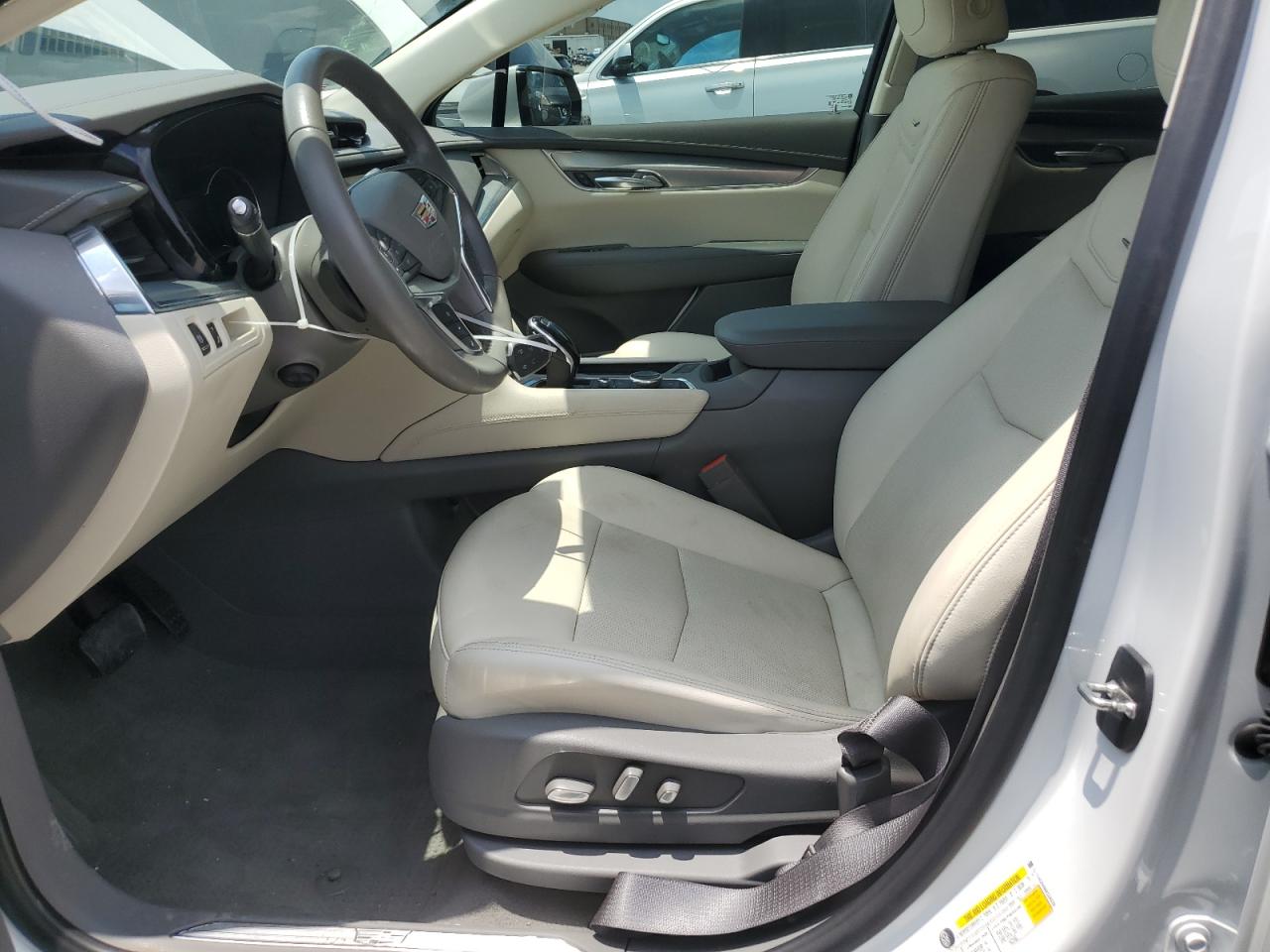 1GYKNCR49MZ124233 2021 Cadillac Xt5 Premium Luxury