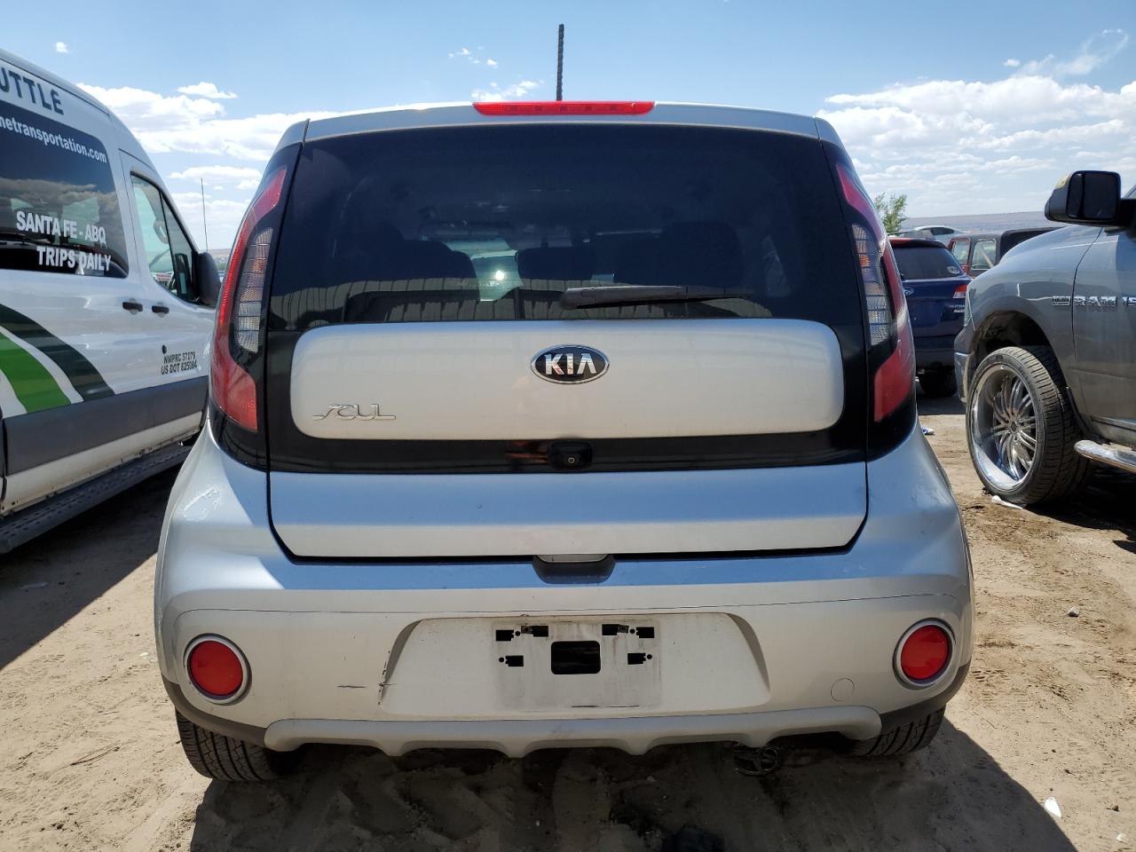 KNDJP3A58K7689081 2019 Kia Soul +