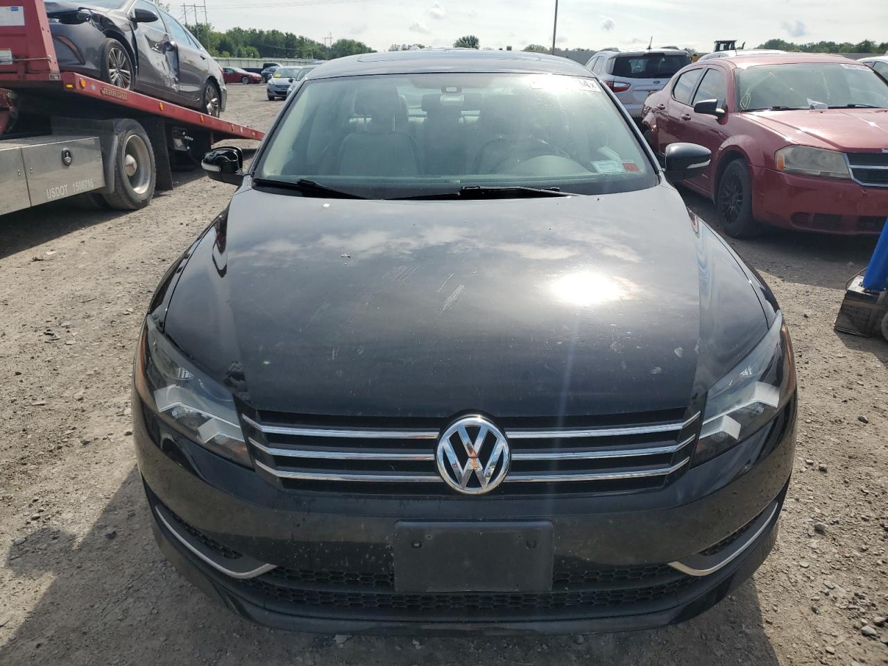 1VWBT7A38EC106443 2014 Volkswagen Passat Se