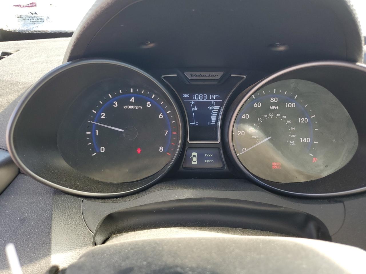 KMHTC6AE5FU240823 2015 Hyundai Veloster Turbo