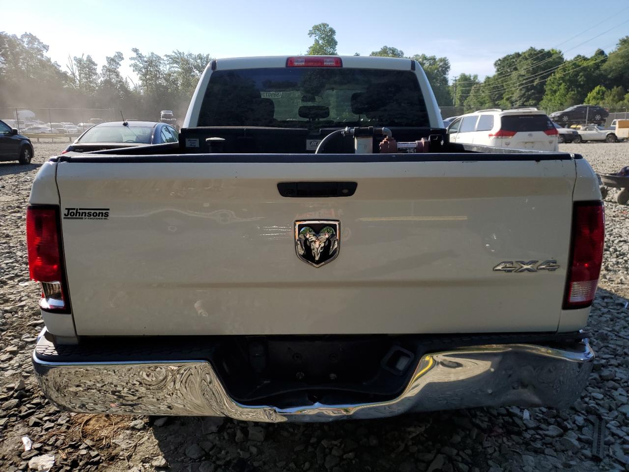 3C6RR7KT2JG207815 2018 Ram 1500 St