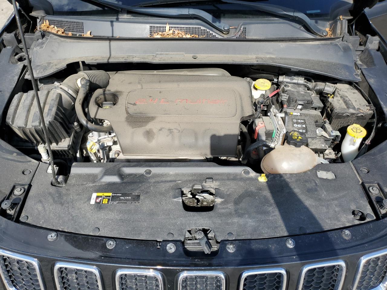 3C4NJDBB3JT222044 2018 Jeep Compass Latitude