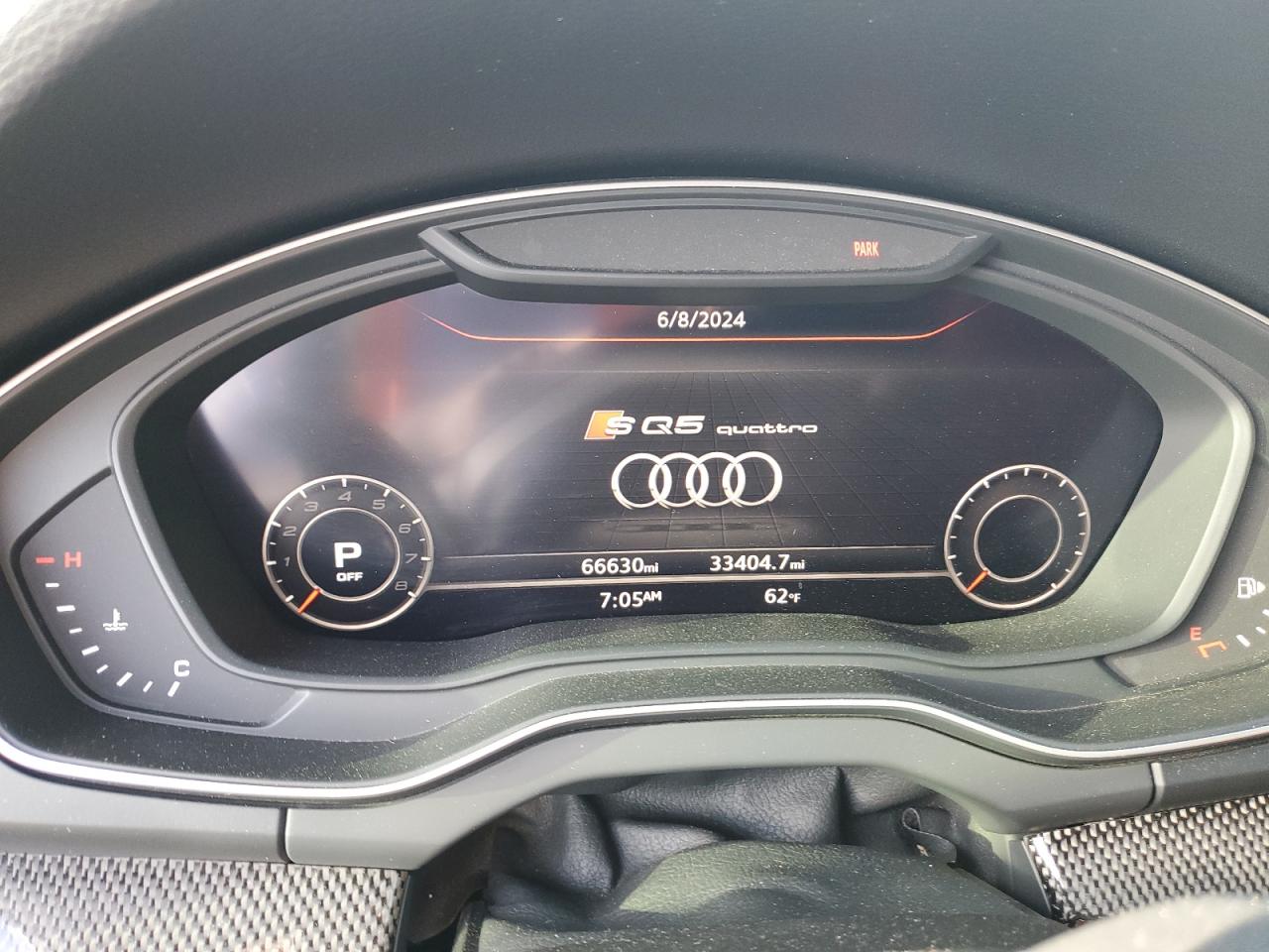 WA1C4AFYXJ2225689 2018 Audi Sq5 Prestige