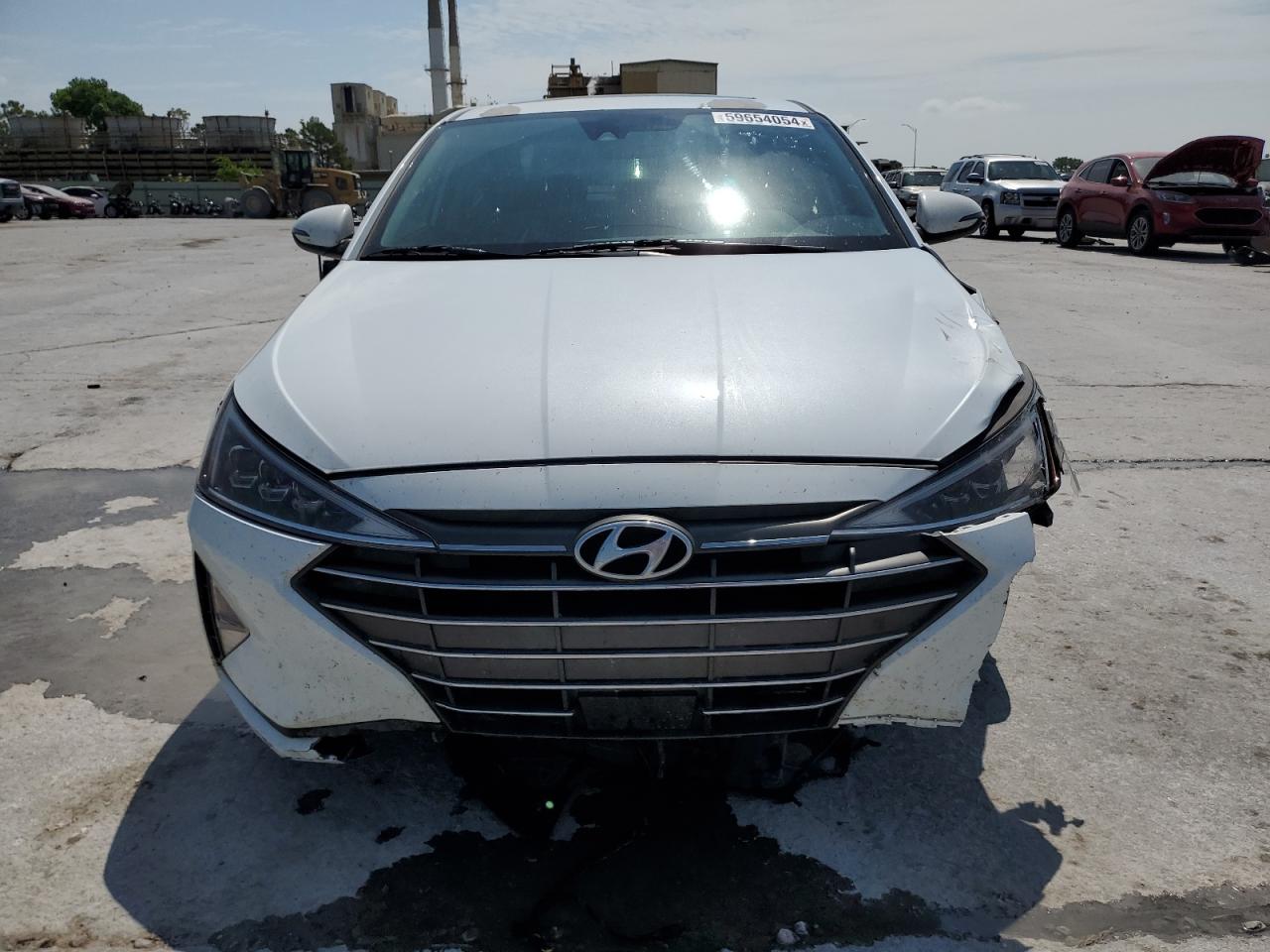 2020 Hyundai Elantra Sel vin: 5NPD84LF9LH546546