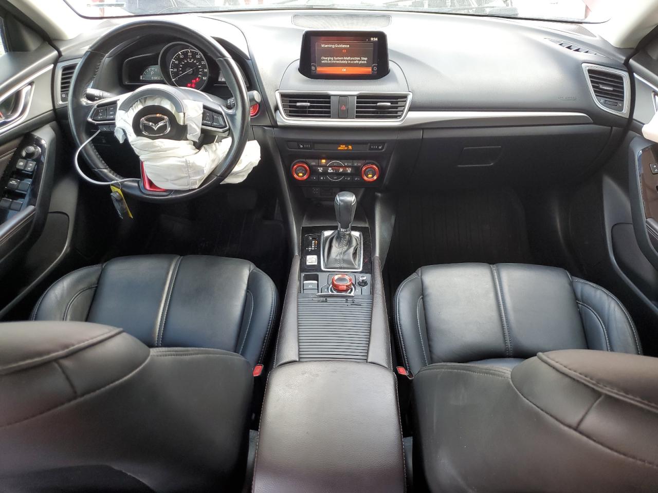 3MZBN1V30JM203629 2018 Mazda 3 Touring