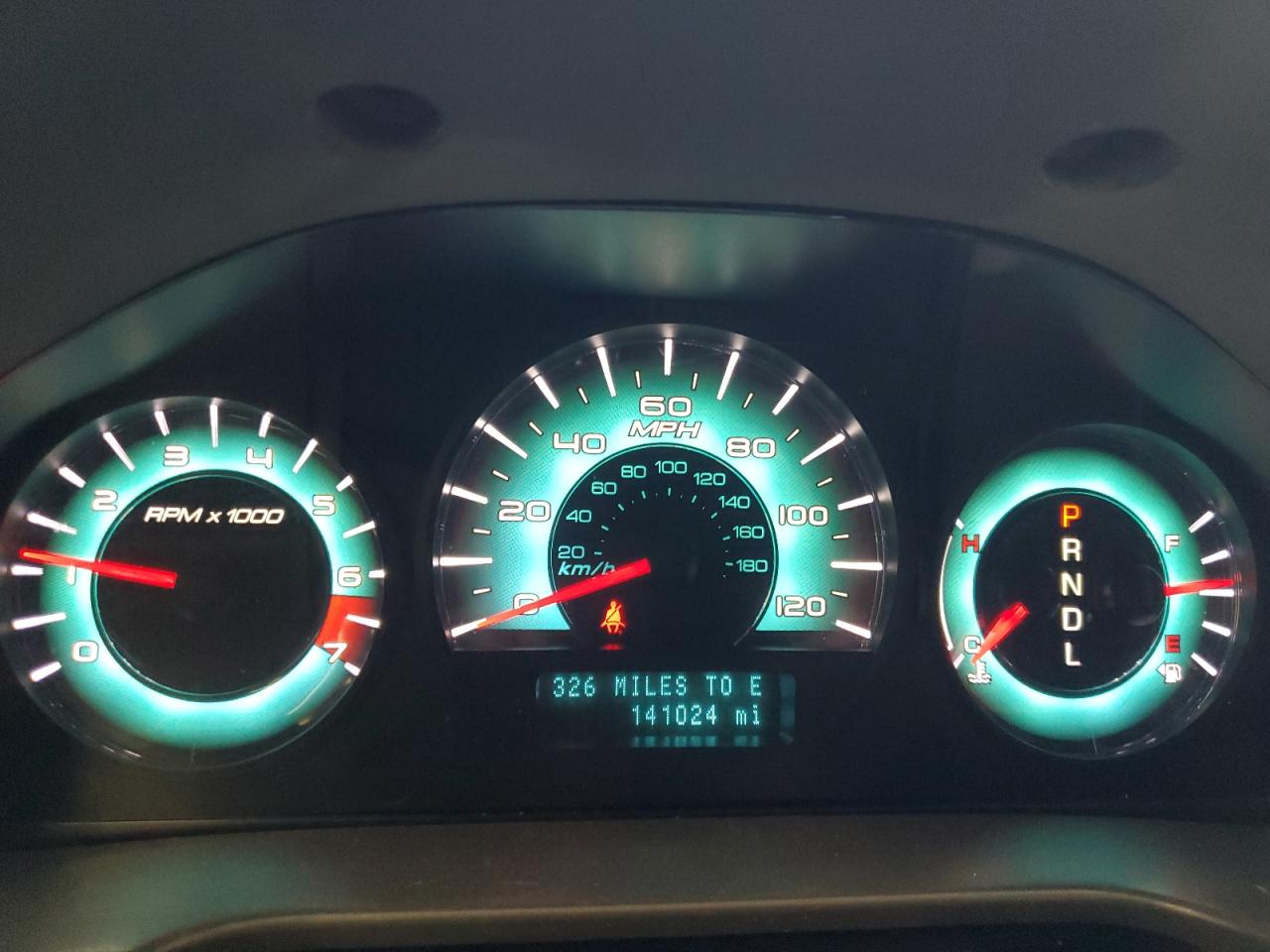 3FAHP0HA2AR110566 2010 Ford Fusion Se