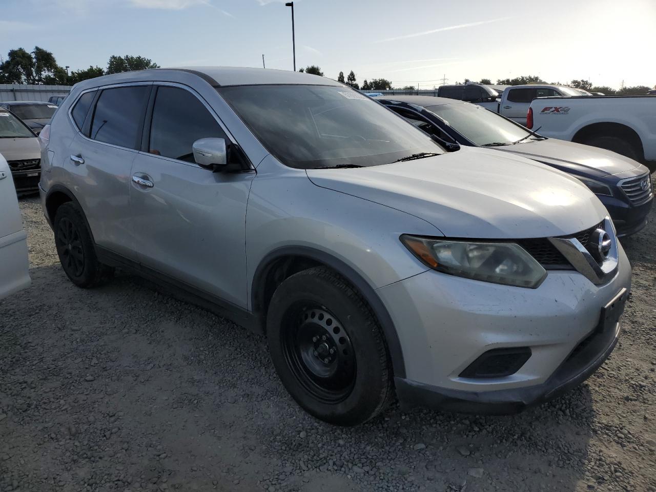 5N1AT2MT8EC819125 2014 Nissan Rogue S