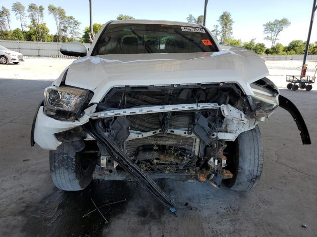 VIN 5TFCZ5AN6JX160709 2018 Toyota Tacoma, Double Cab no.5