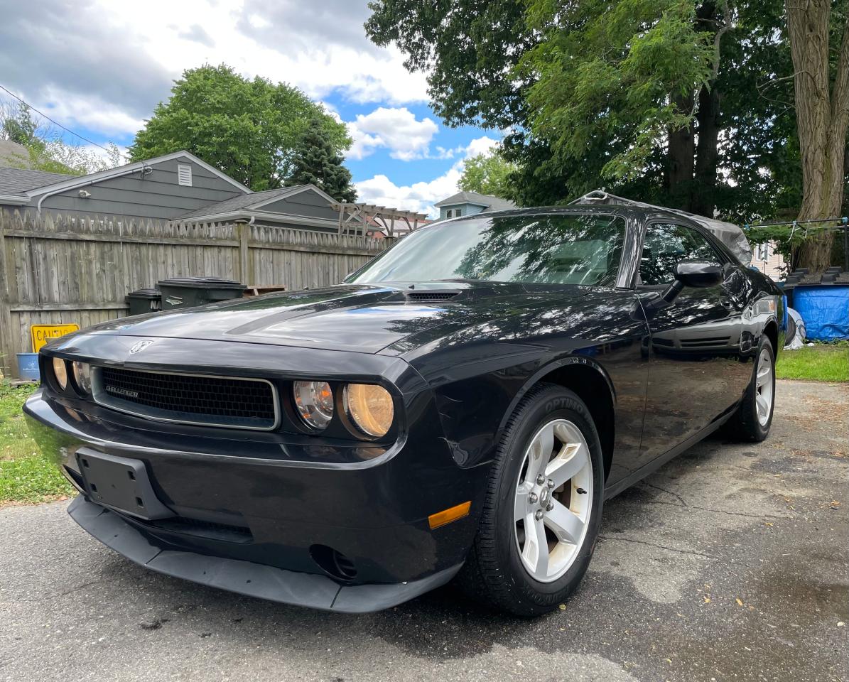 2B3CJ4DV5AH228713 2010 Dodge Challenger Se