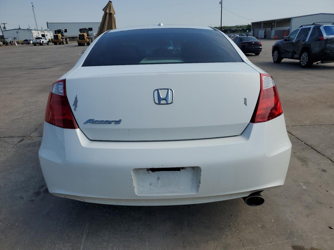 1HGCS1B85AA006230 2010 Honda Accord Exl