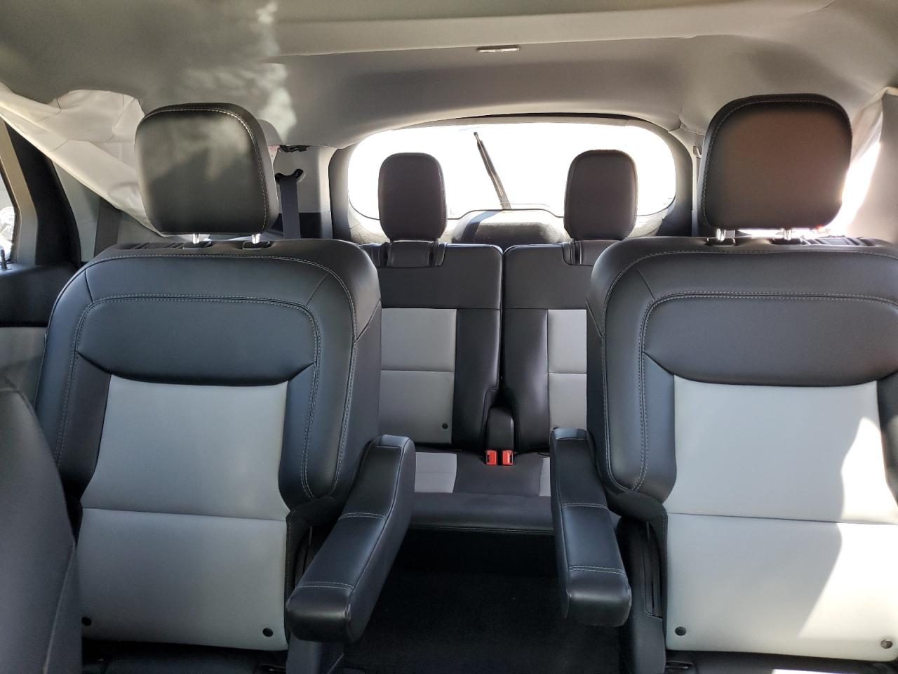 1FMSK8DH4NGA78759 2022 Ford Explorer Xlt