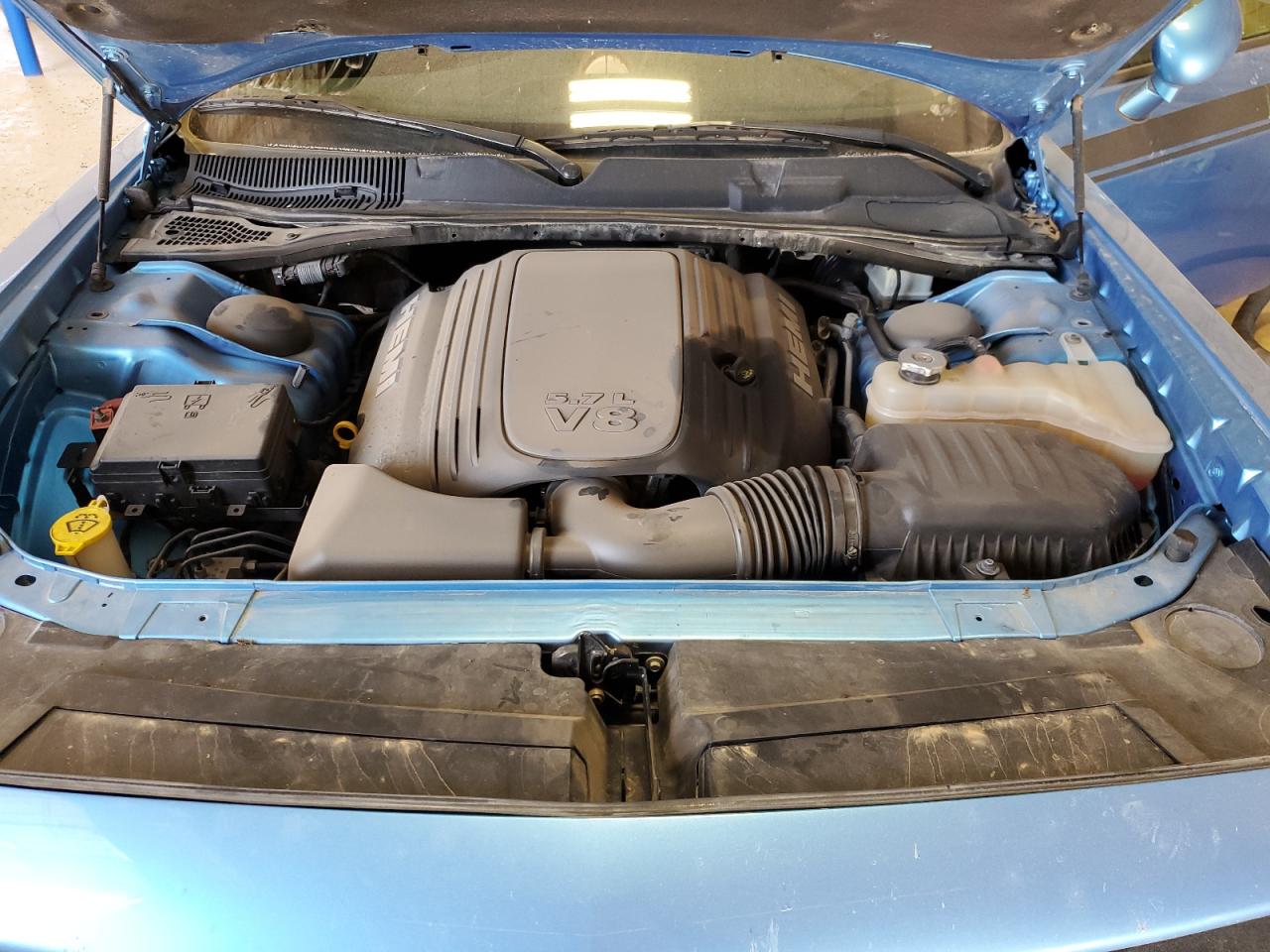 2C3CDZBT4GH195625 2016 Dodge Challenger R/T