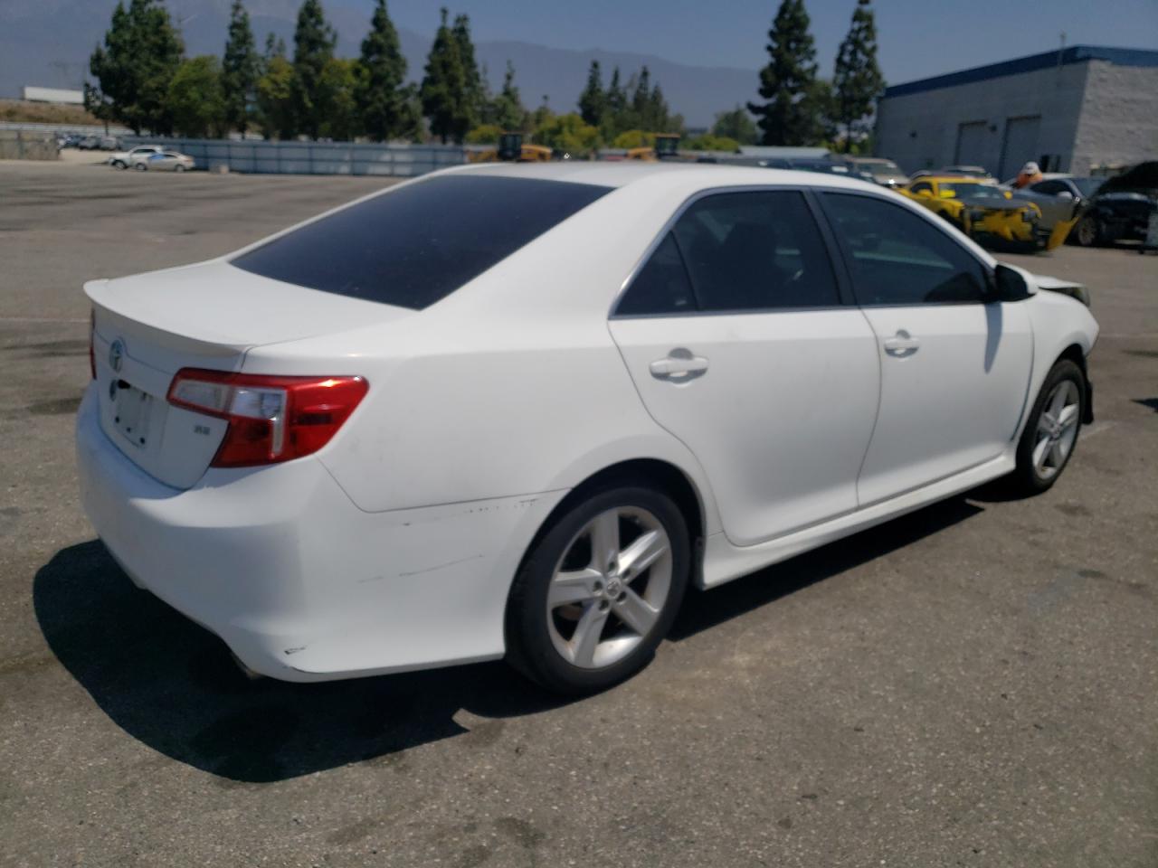 4T1BF1FK6CU562631 2012 Toyota Camry Base