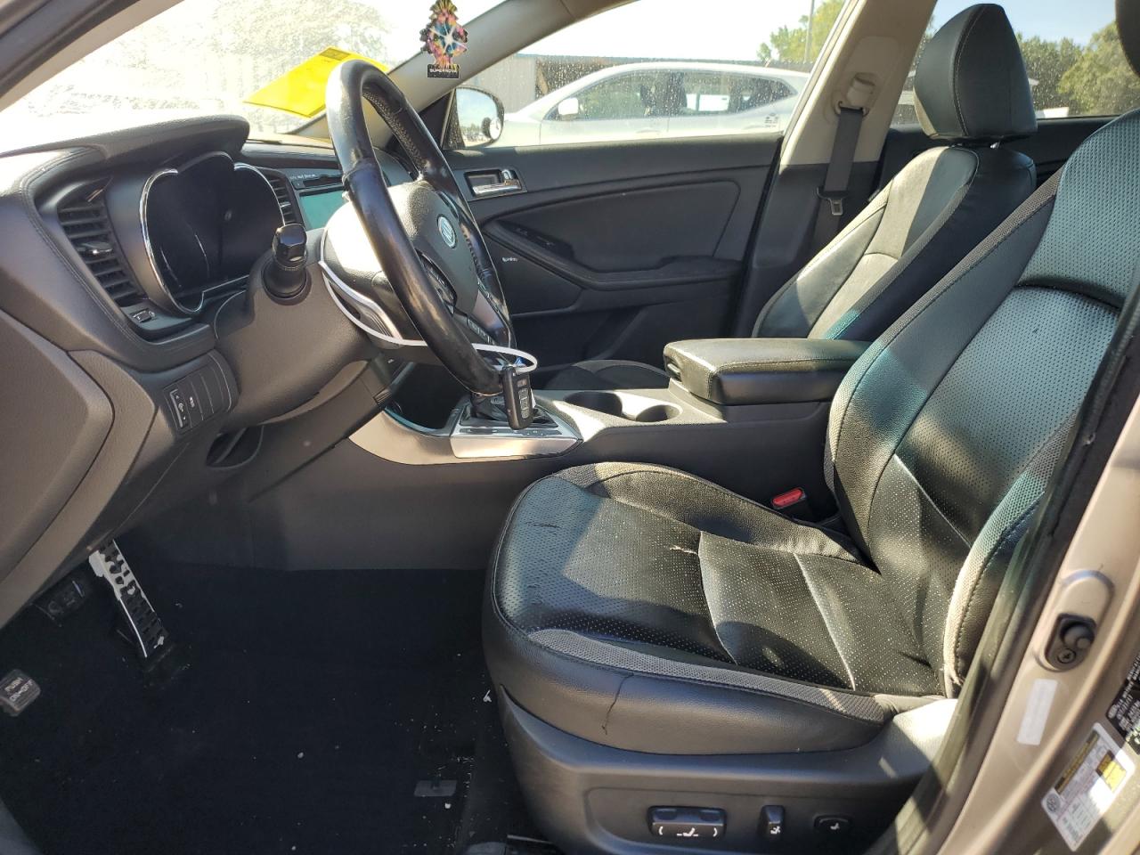 5XXGR4A68CG016013 2012 Kia Optima Sx