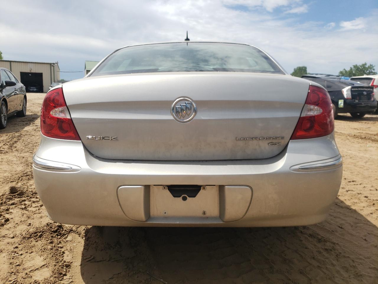 2G4WC582381142018 2008 Buick Lacrosse Cx