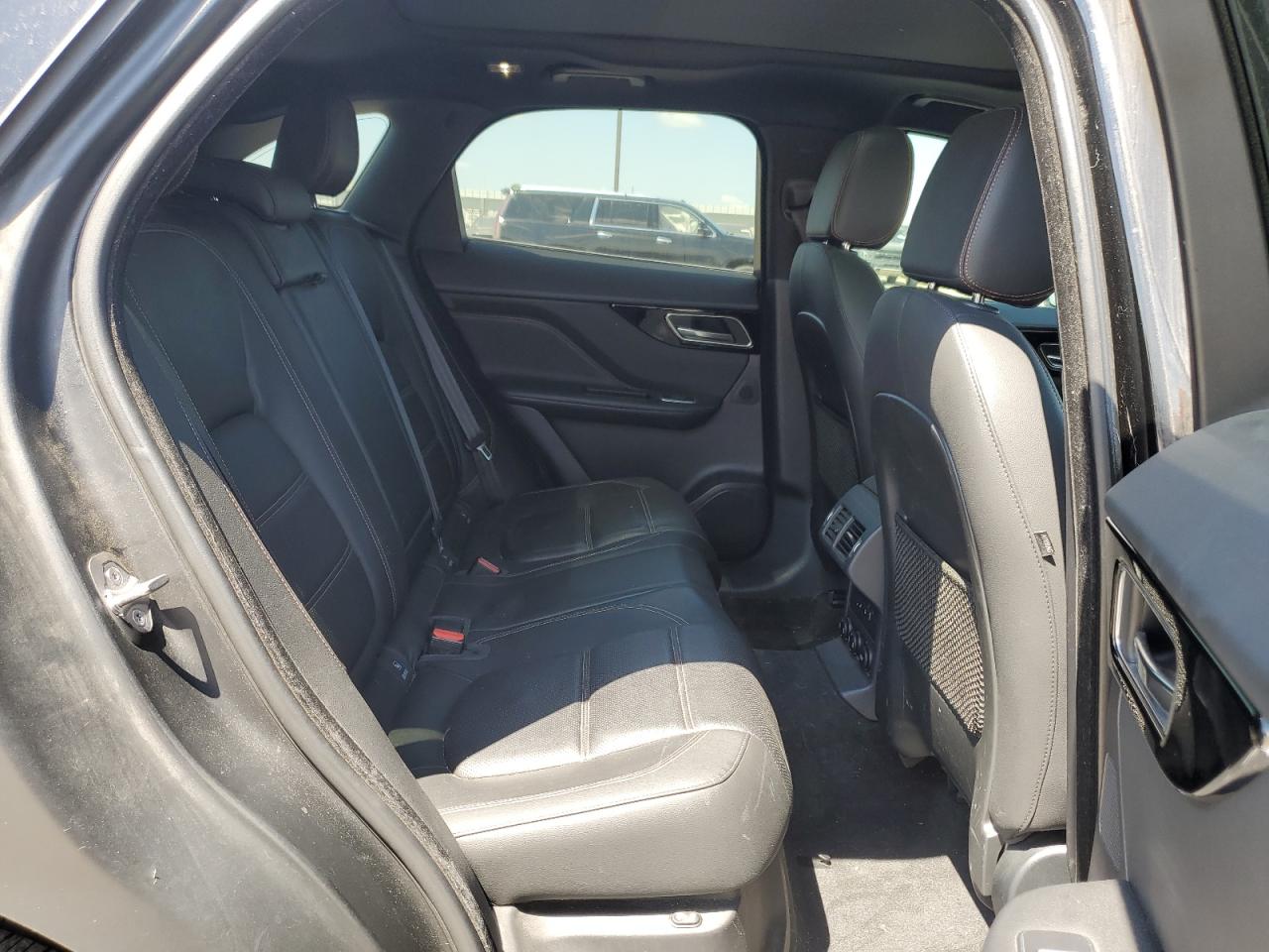 SADCK2BV9HA071025 2017 Jaguar F-Pace Prestige