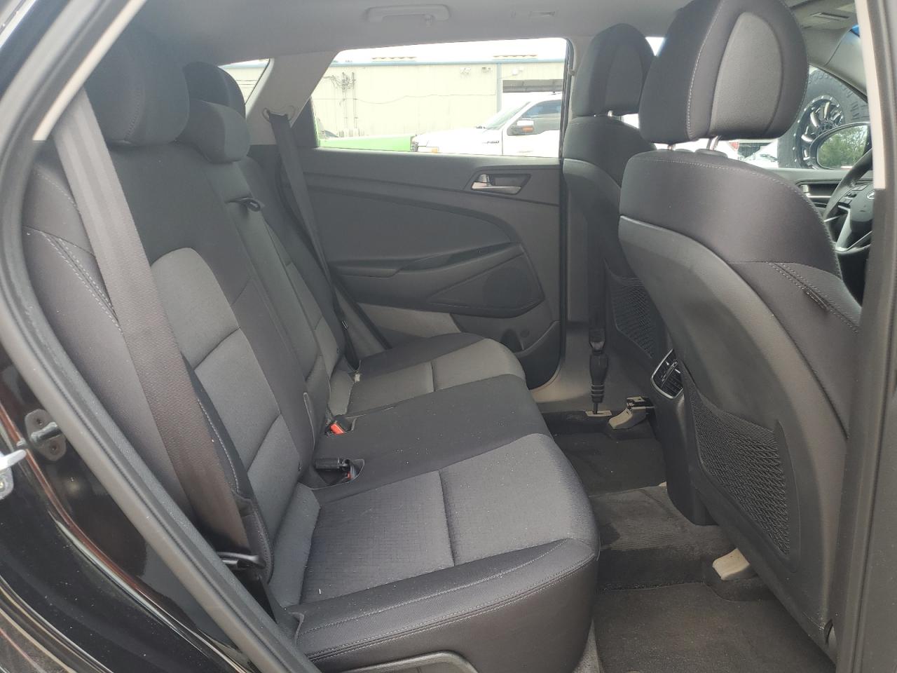 KM8J33A24JU726592 2018 Hyundai Tucson Value