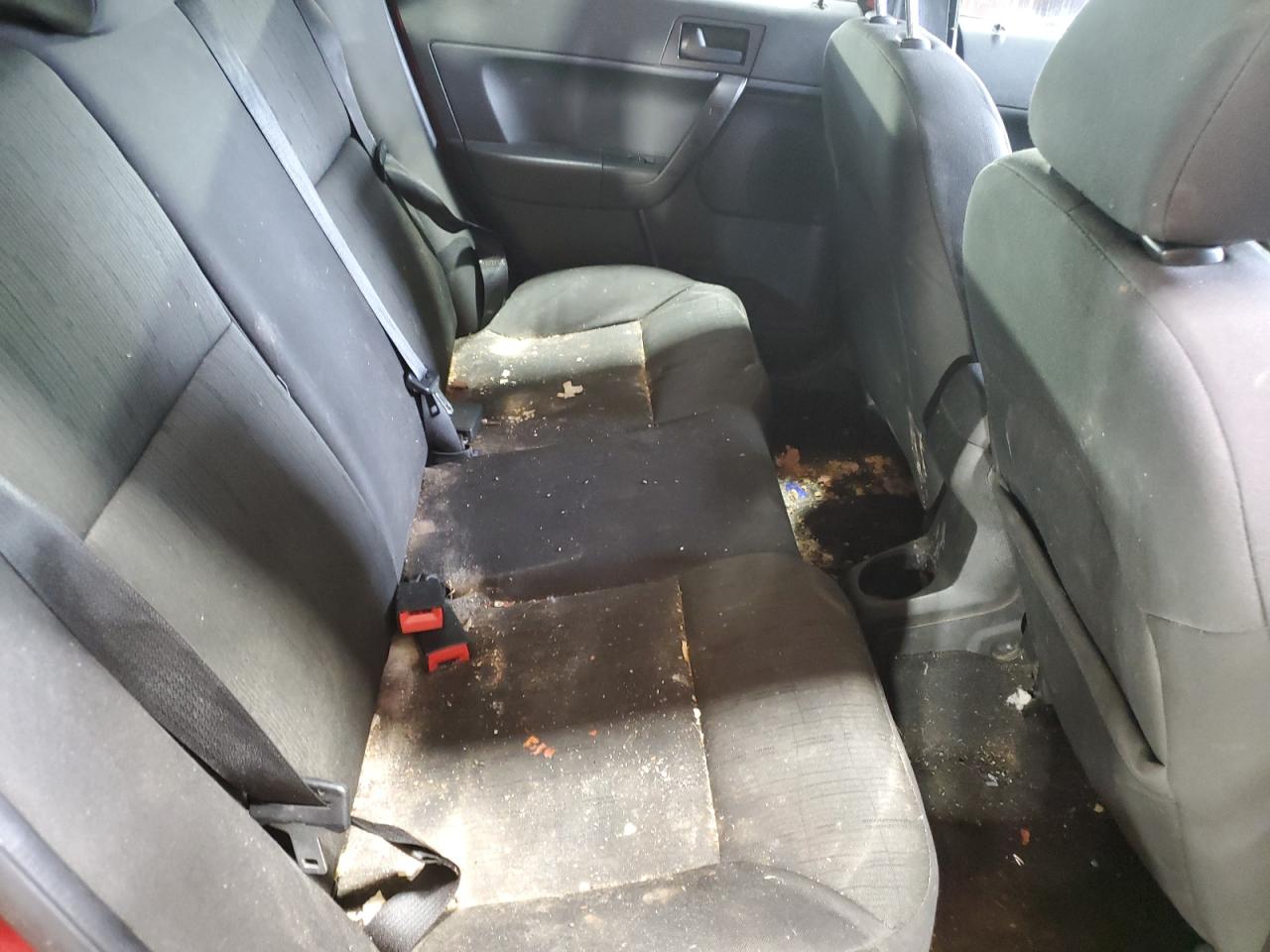 1FAHP3FN1BW114694 2011 Ford Focus Se