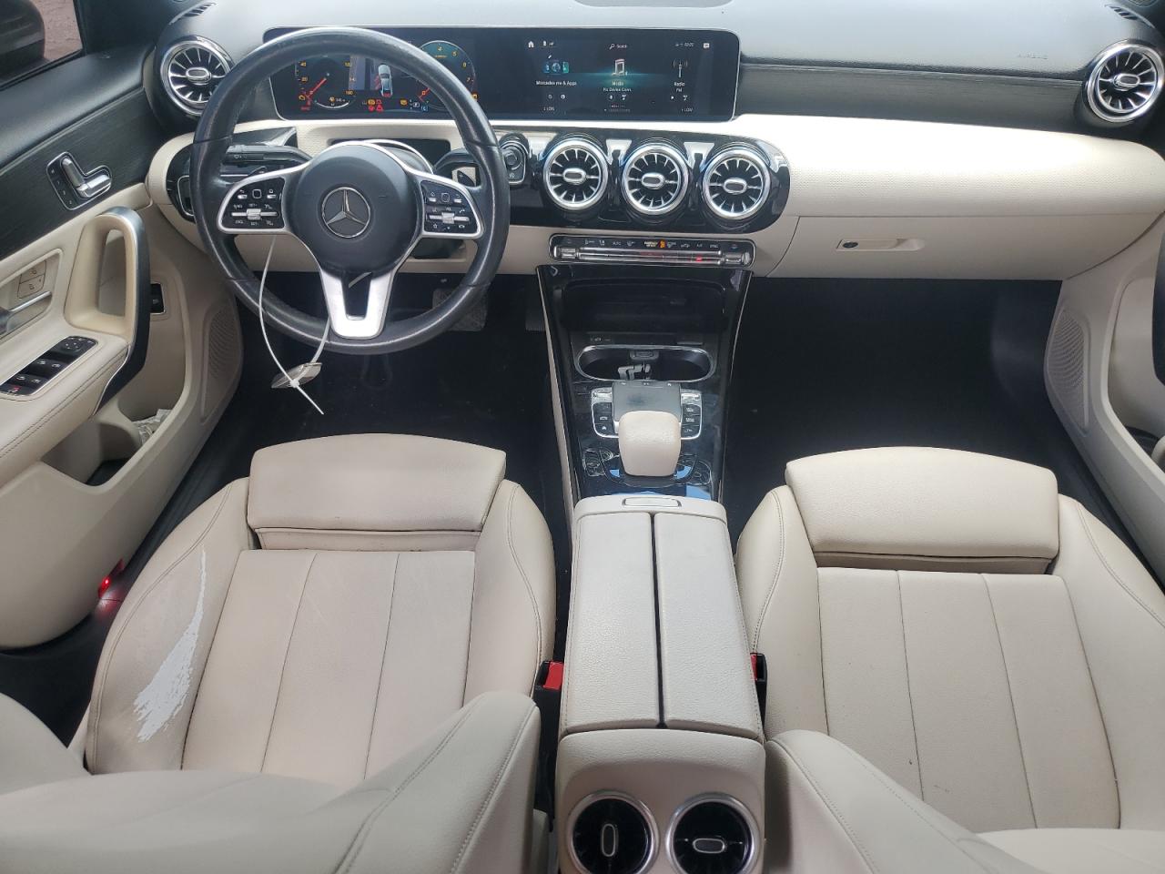 WDD3G4EB4KW001202 2019 Mercedes-Benz A 220