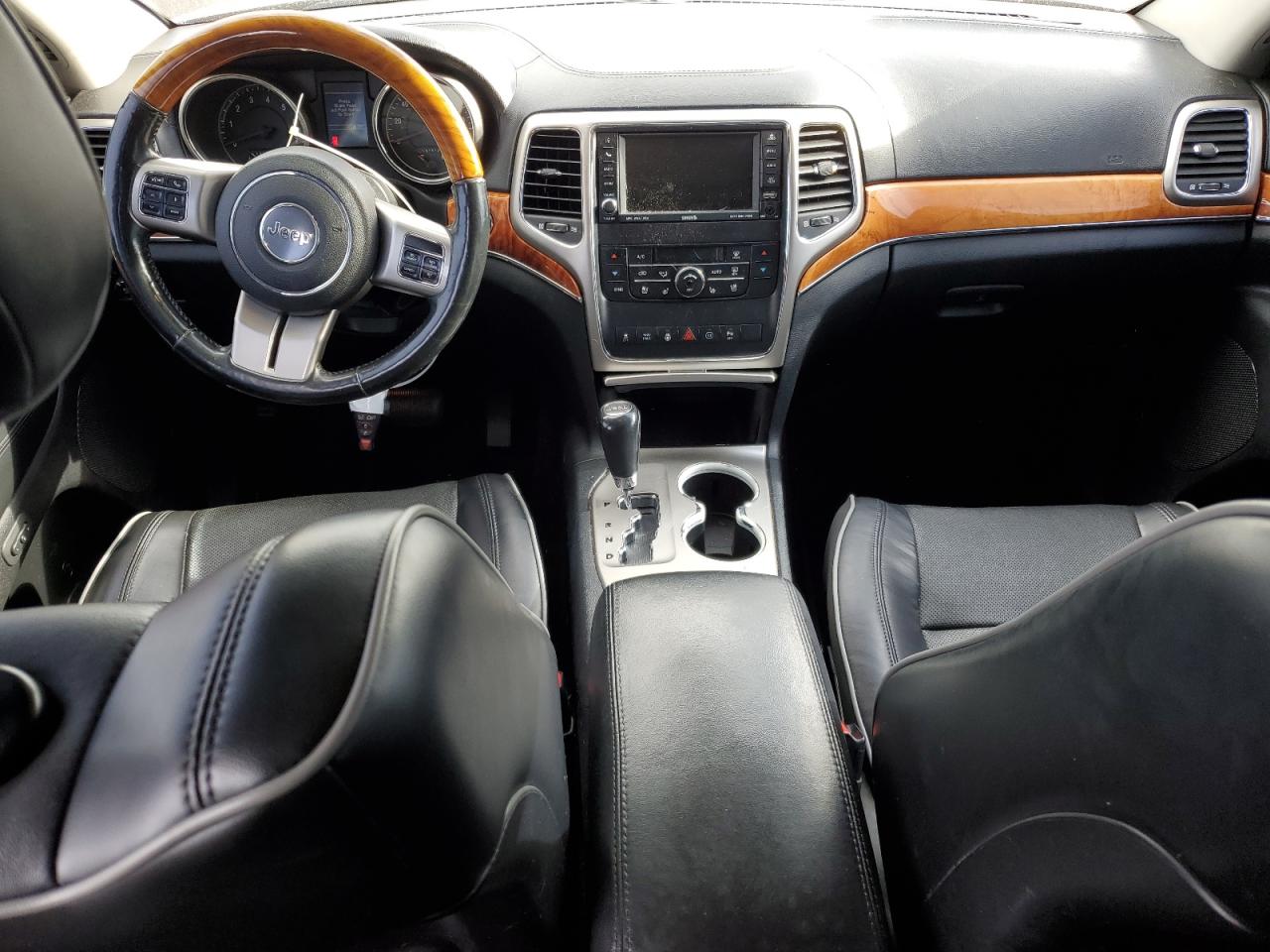 1J4RR6GT5BC596153 2011 Jeep Grand Cherokee Overland