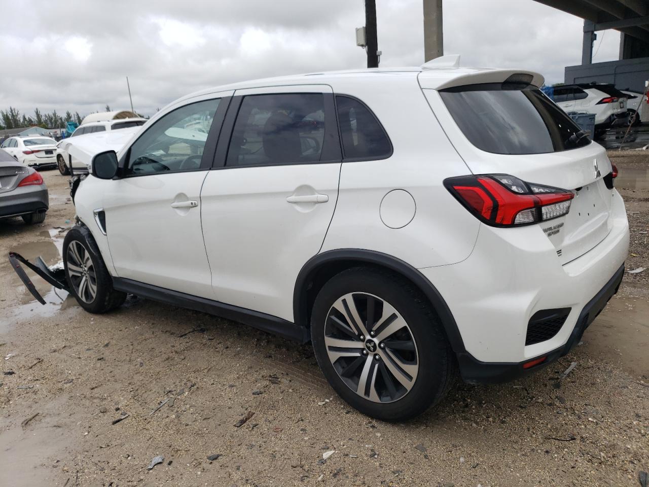 2020 Mitsubishi Outlander Sport Se vin: JA4AP4AU6LU025257