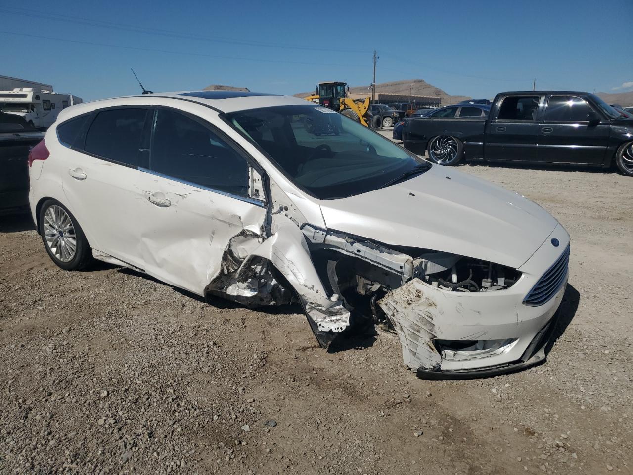 1FADP3N29HL299819 2017 Ford Focus Titanium