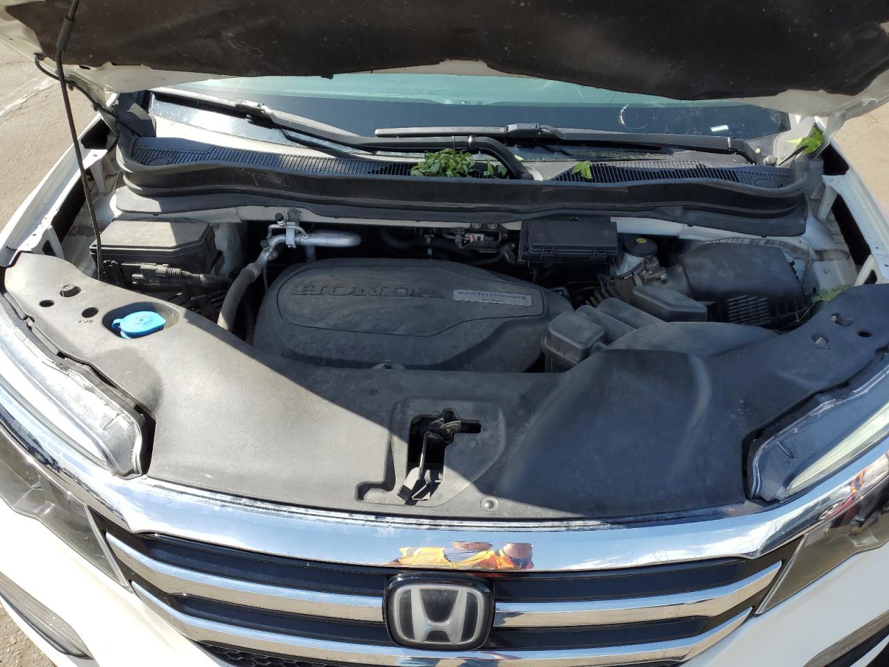 5FNYF6H9XHB019692 2017 Honda Pilot Touring