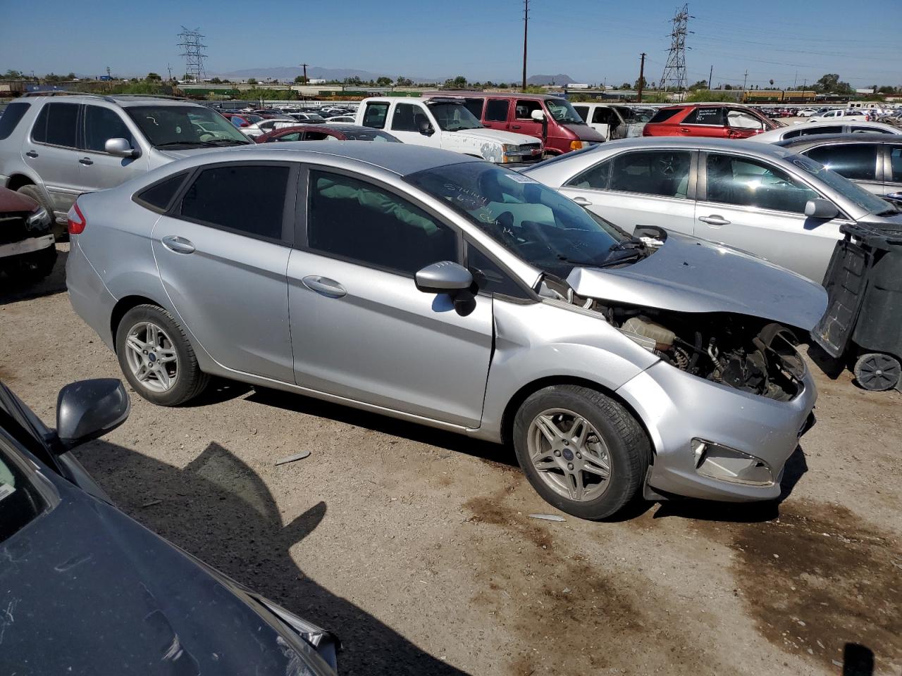 2018 Ford Fiesta Se vin: 3FADP4BJ1JM101885