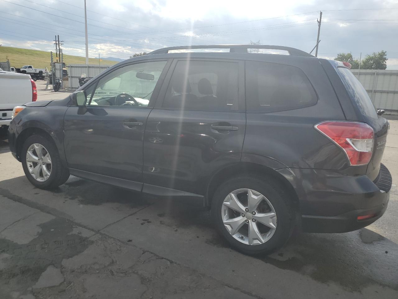 2014 Subaru Forester 2.5I Premium vin: JF2SJAEC5EH455337