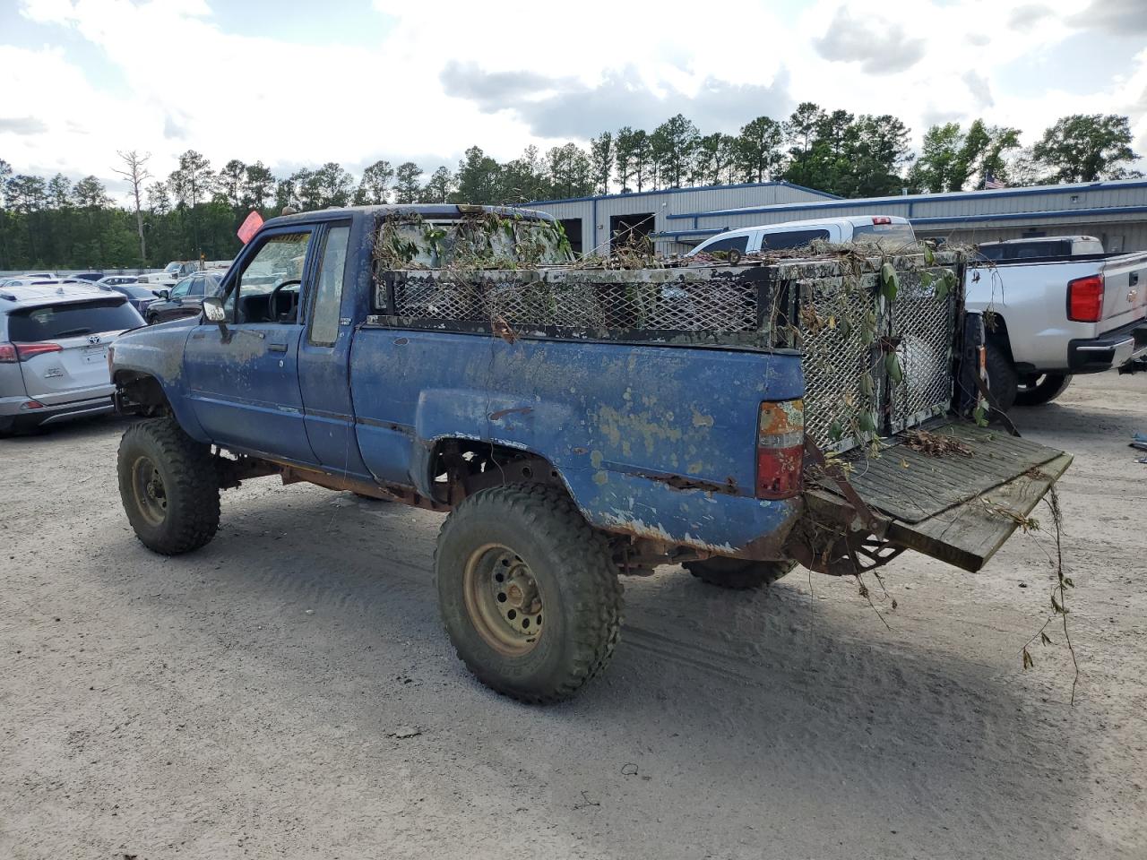 JT4RN66D9E5046880 1984 Toyota Pickup Xtracab Rn66 Dlx