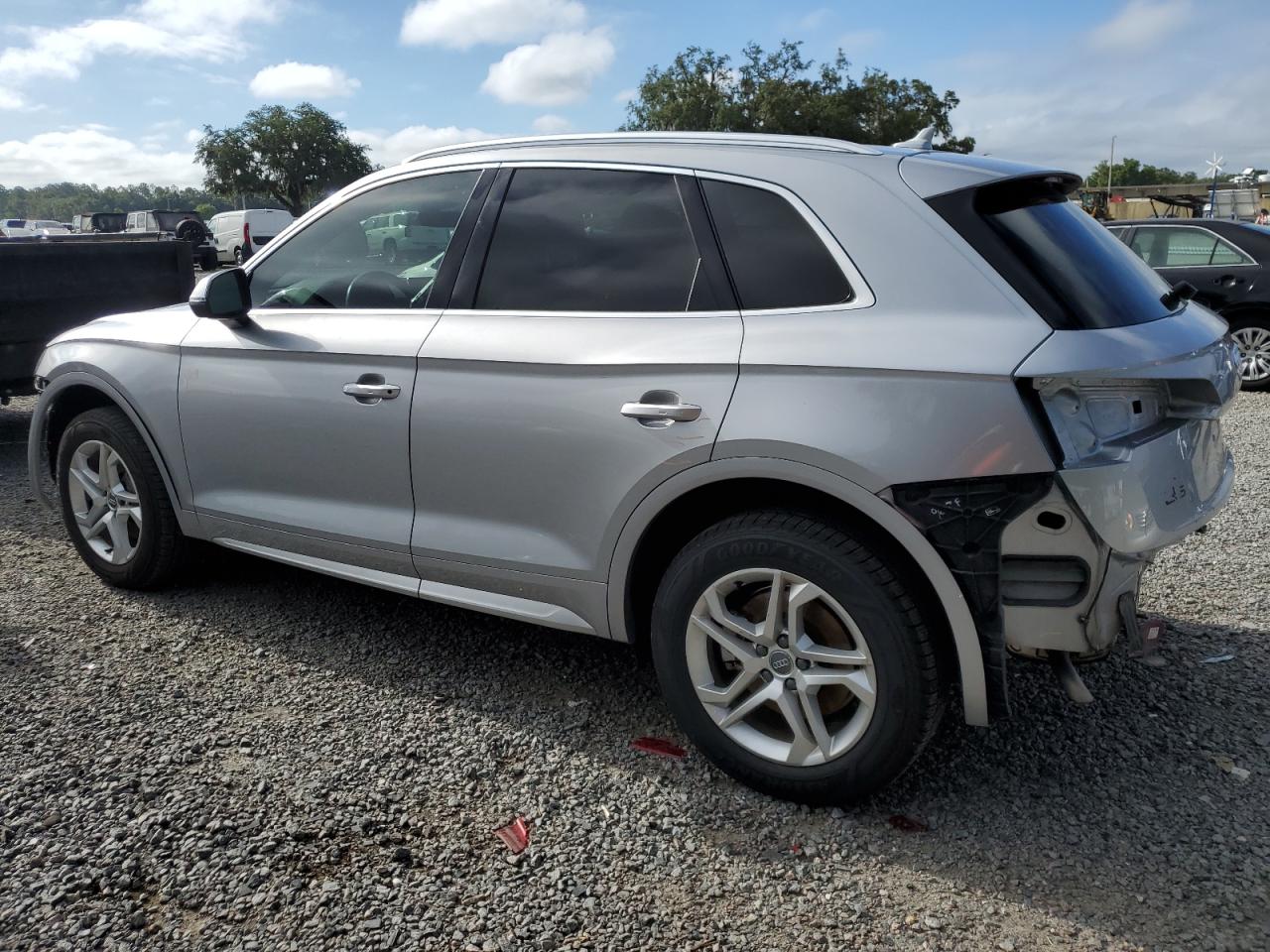 WA1BNAFY8J2028223 2018 Audi Q5 Premium Plus