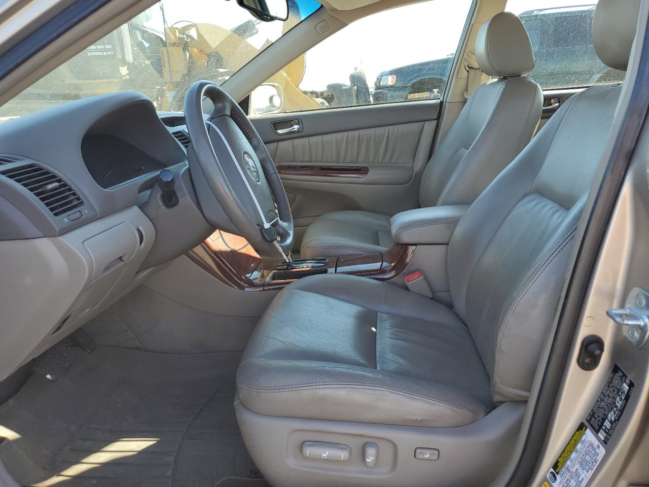 4T1BF30K55U087982 2005 Toyota Camry Le