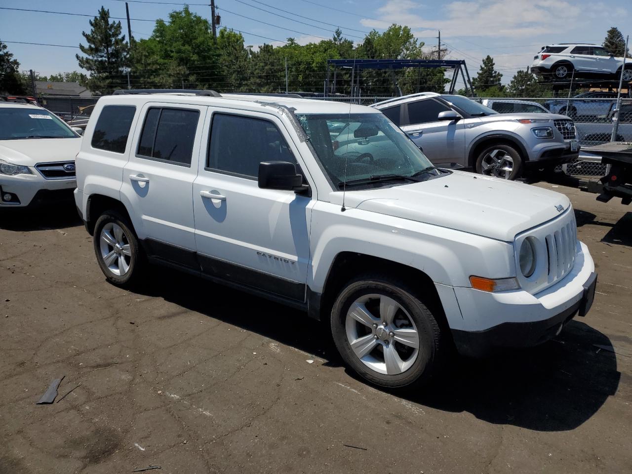 2015 Jeep Patriot Latitude vin: 1C4NJRFB3FD135880