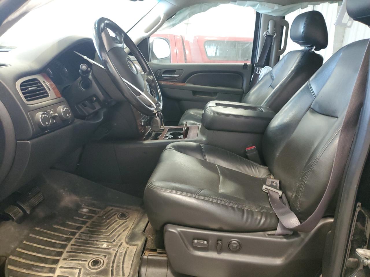 1GNSKKE77ER214238 2014 Chevrolet Suburban K1500 Ltz