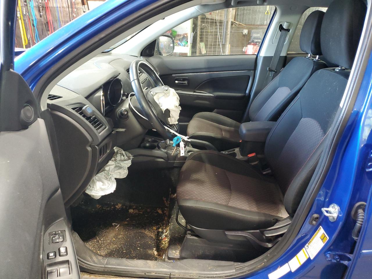 JA4AR3AU6HZ068317 2017 Mitsubishi Outlander Sport Es