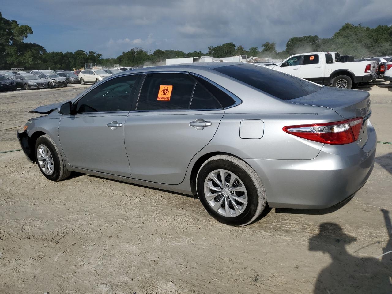 4T4BF1FK8GR551044 2016 Toyota Camry Le