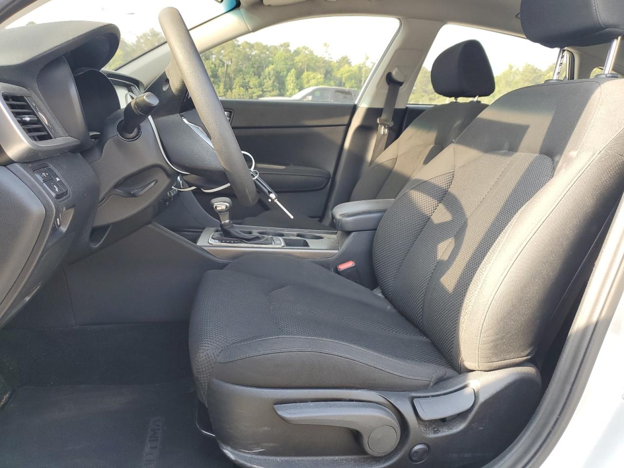 5XXGT4L39LG446928 2020 Kia Optima Lx