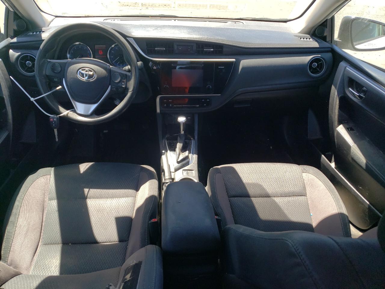 5YFBURHE1HP660311 2017 Toyota Corolla L