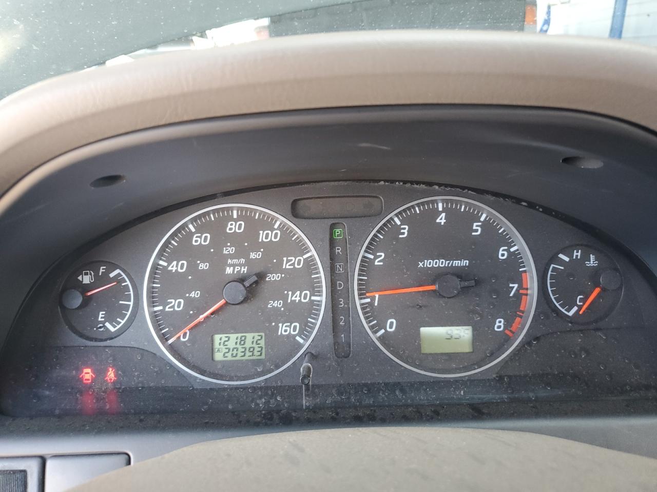 JN1DA31D32T454510 2002 Nissan Maxima Gle