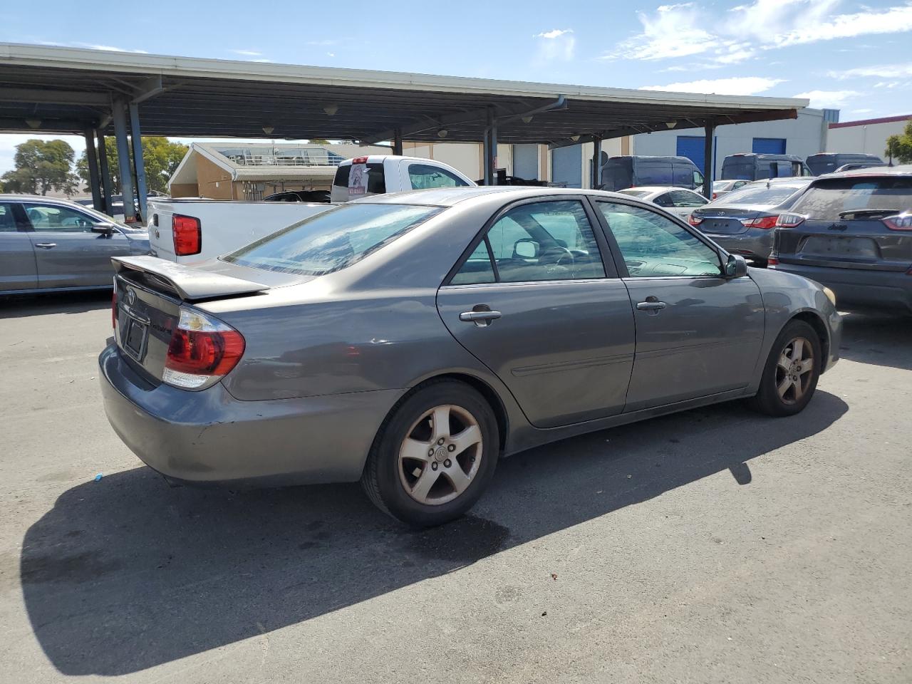 4T1BE32K05U966788 2005 Toyota Camry Le