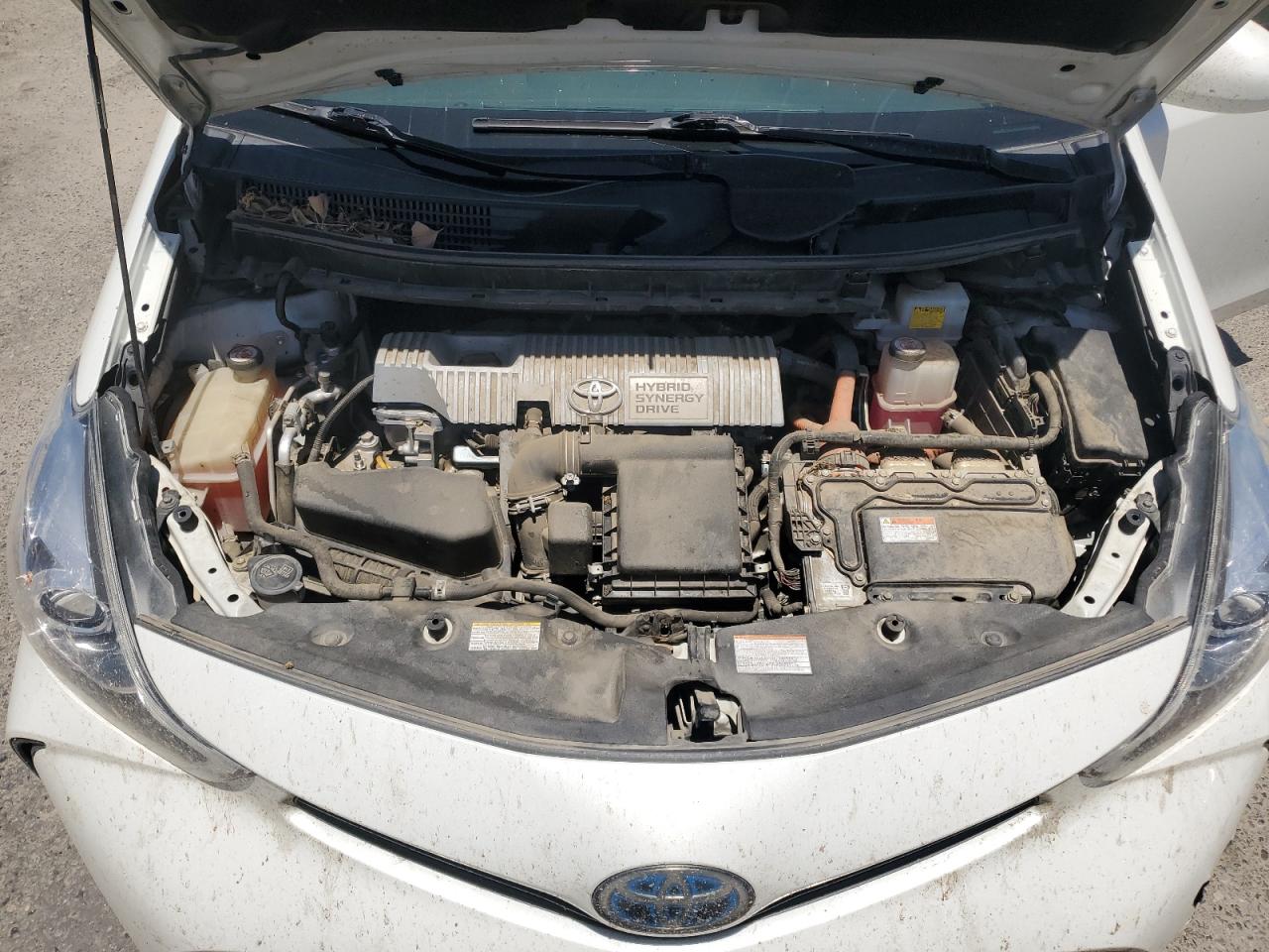 JTDZN3EU4HJ061797 2017 Toyota Prius V