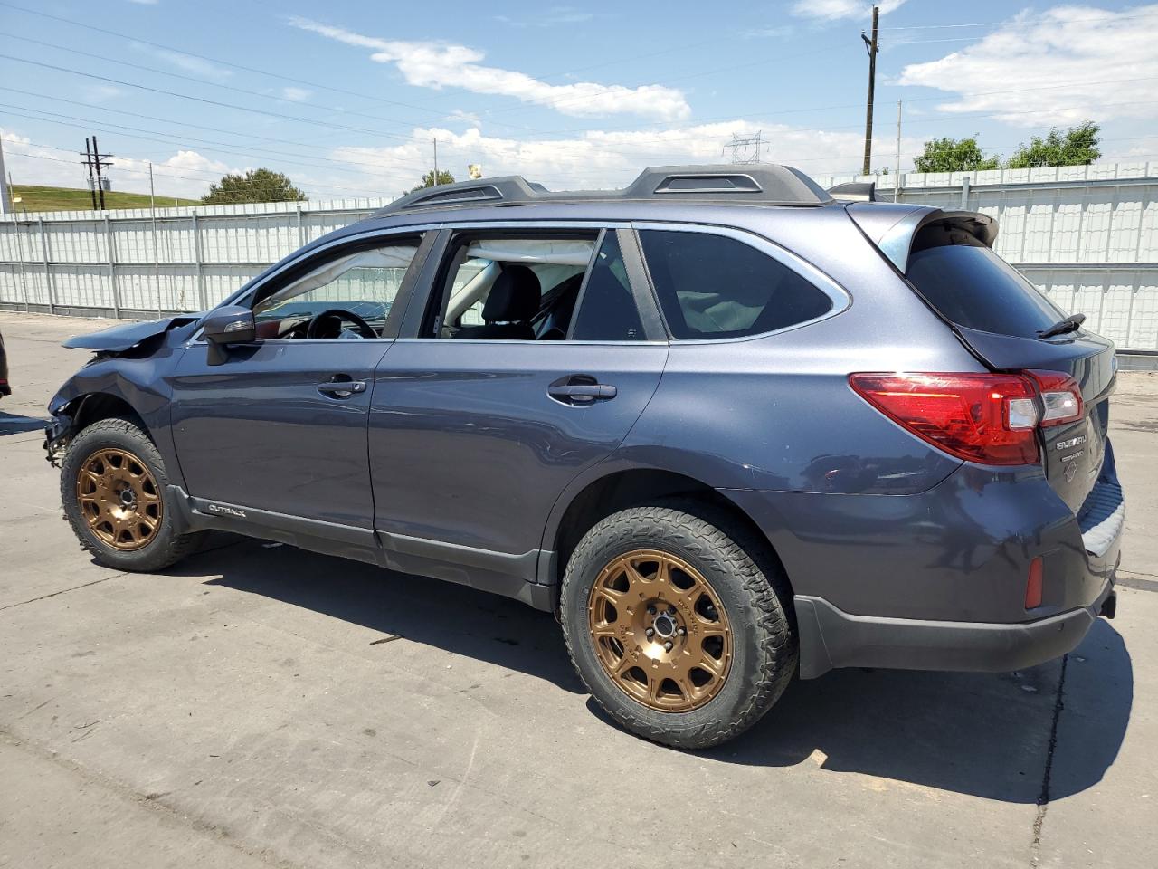 4S4BSENC8H3272742 2017 Subaru Outback 3.6R Limited