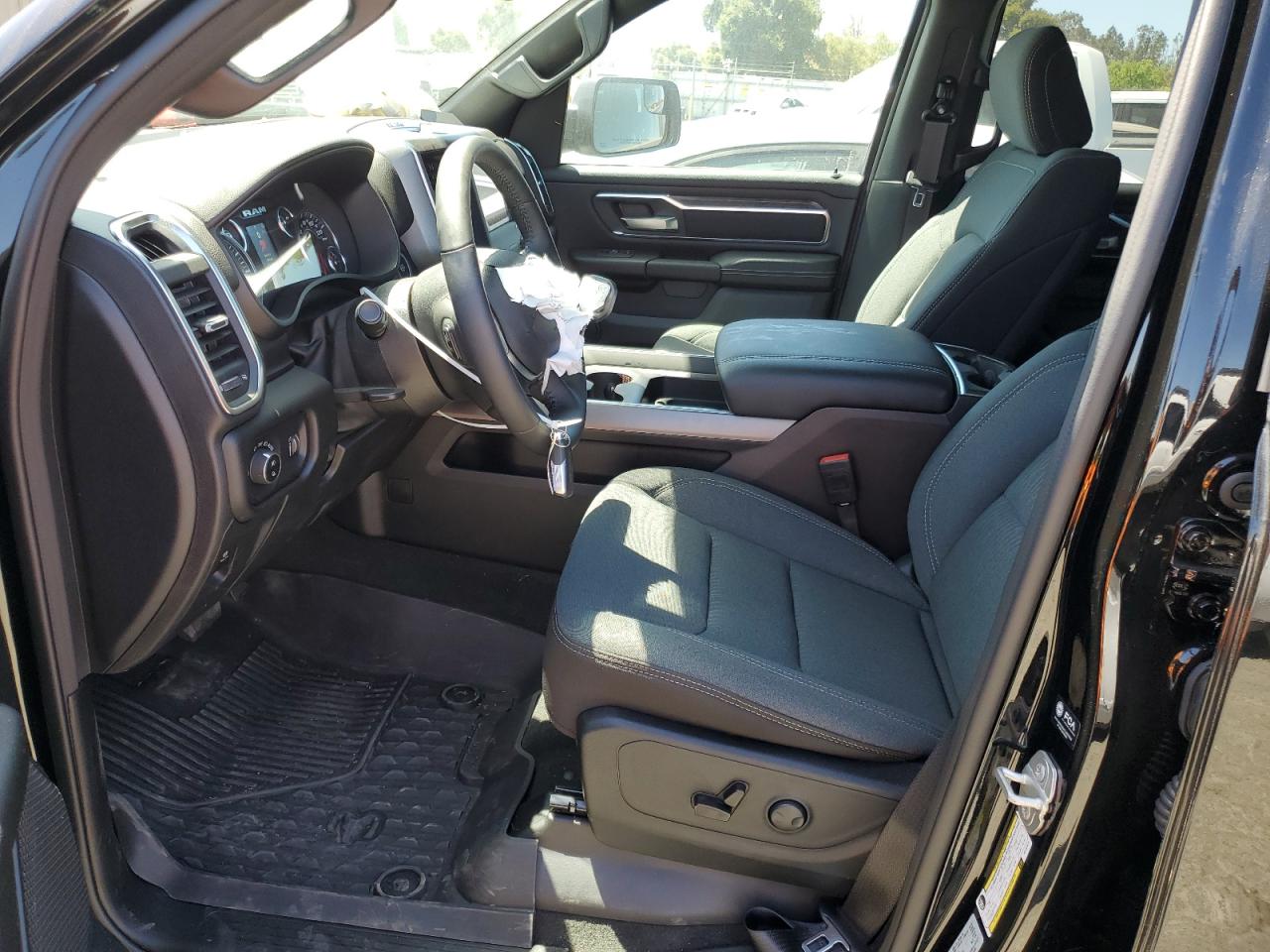 1C6RREFT4RN157677 2024 Ram 1500 Big Horn/Lone Star