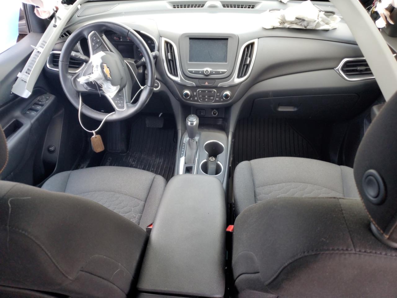 2GNAXJEV2J6236272 2018 Chevrolet Equinox Lt