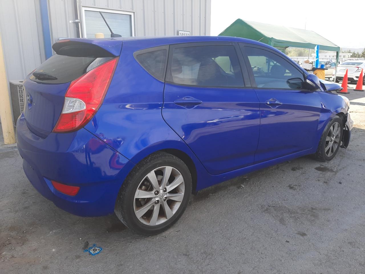 2014 Hyundai Accent Gls vin: KMHCU5AE7EU189833