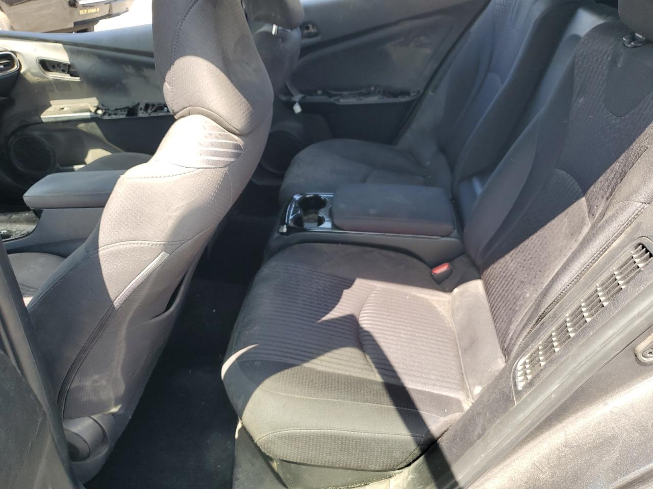 JTDKARFP9H3066281 2017 Toyota Prius Prime