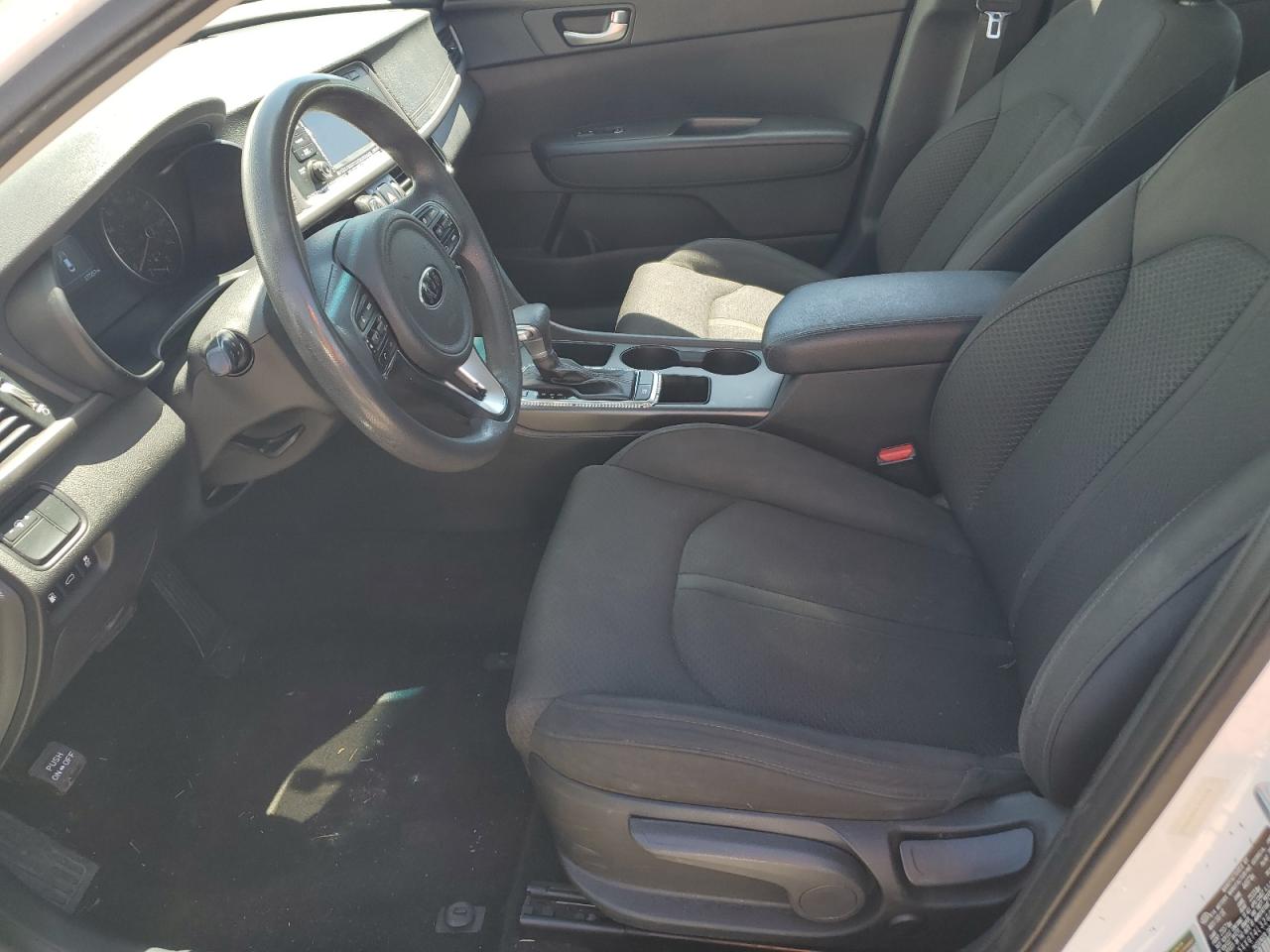 5XXGT4L32GG082065 2016 Kia Optima Lx