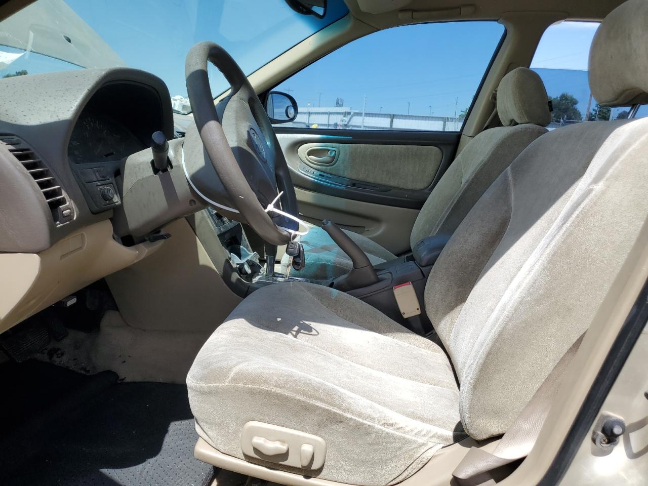 JN1CA31D61T626510 2001 Nissan Maxima Gxe