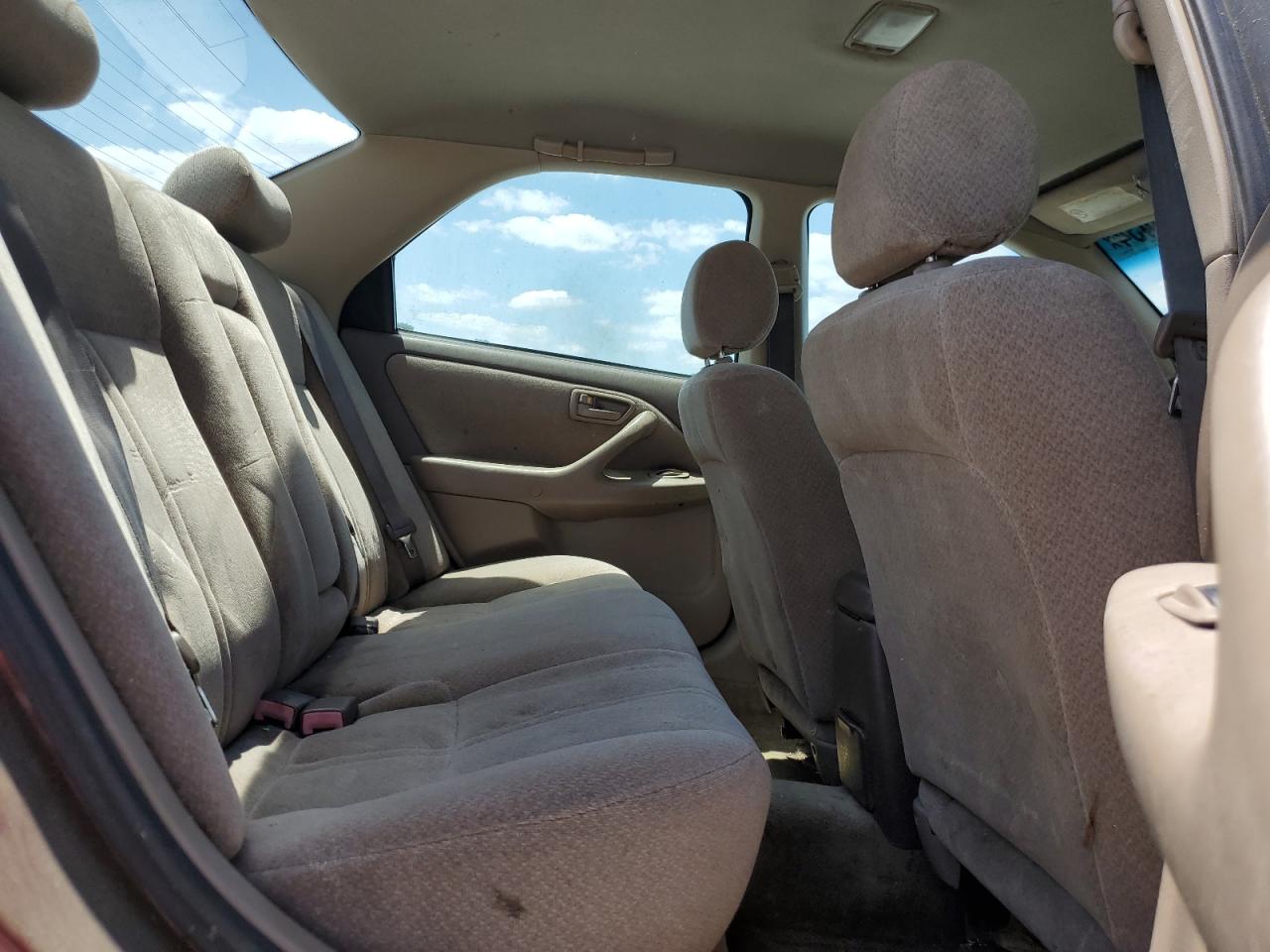 4T1BG22K2YU696634 2000 Toyota Camry Ce