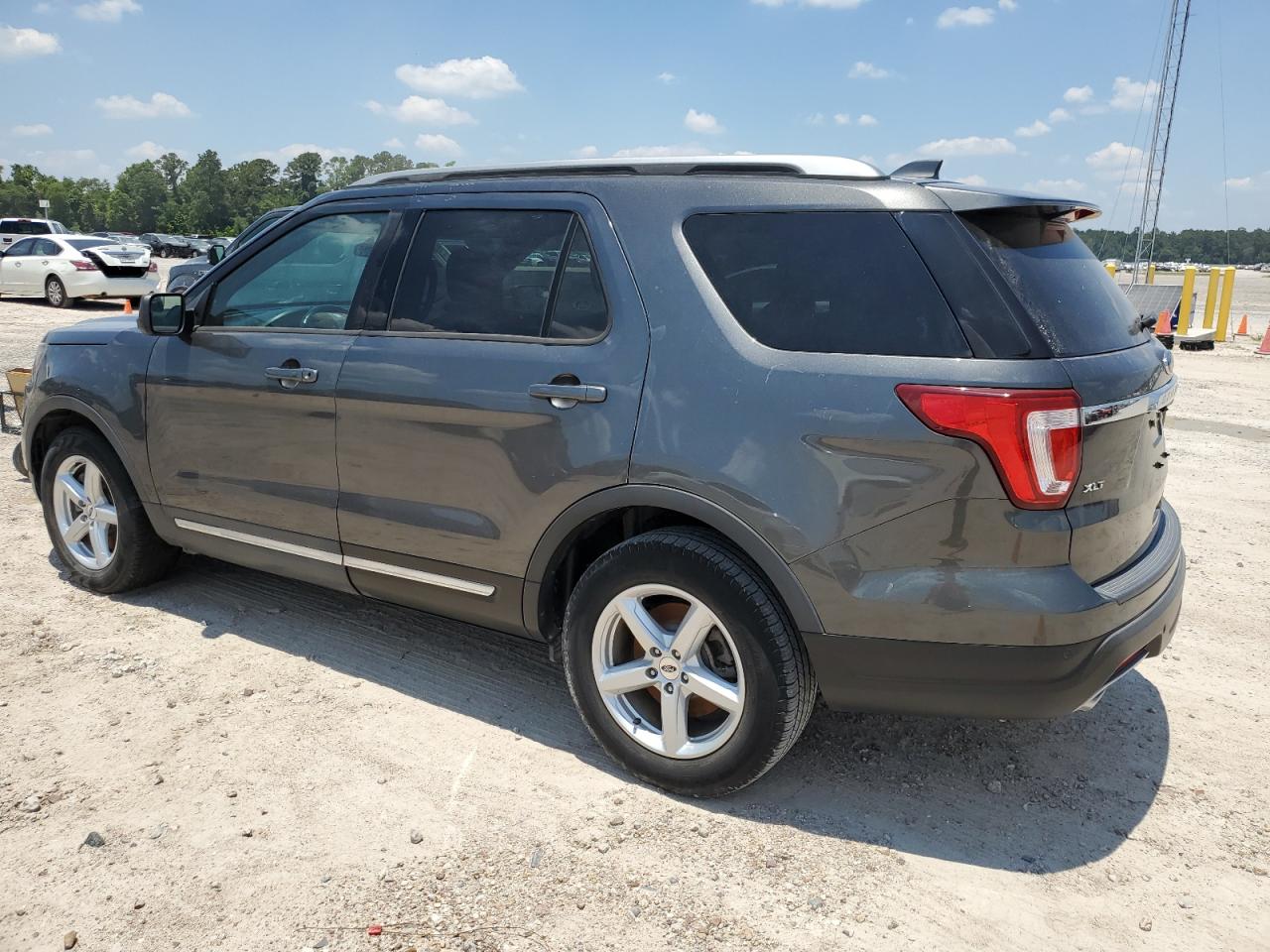 1FM5K7D87JGA24972 2018 Ford Explorer Xlt